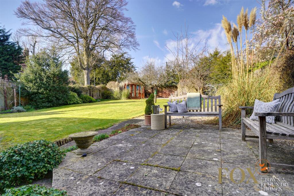 2 St Catherins Hill (34).jpg