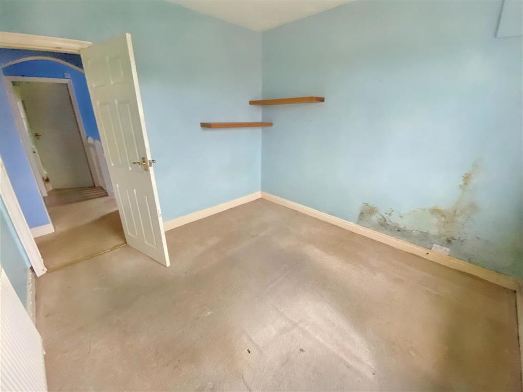 bed 3.jpg
