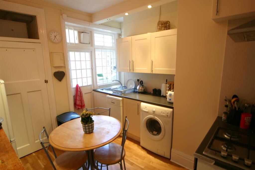 Melcombe Court, Dorset Square, Marylebone, NW1