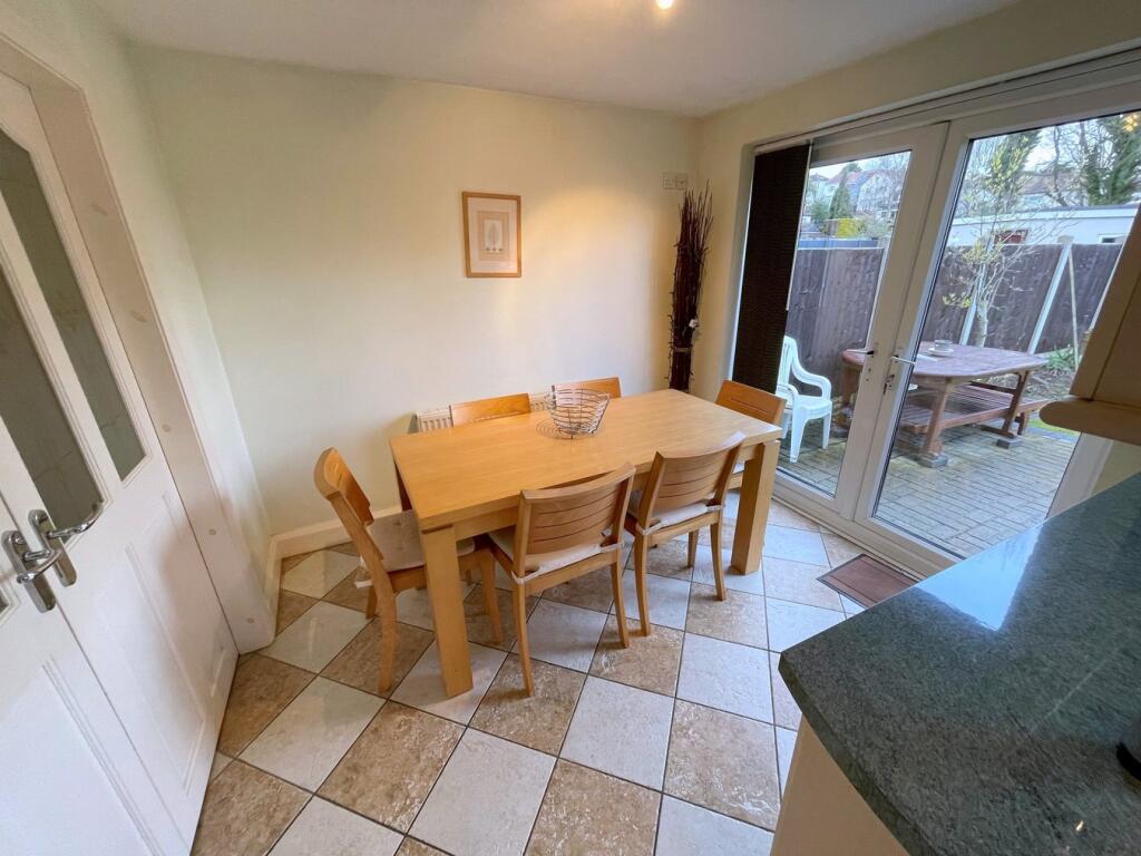 Fitted Kitchen/Dining Room