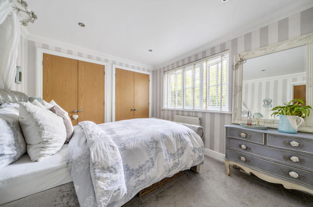 1313667-5-6867a92...