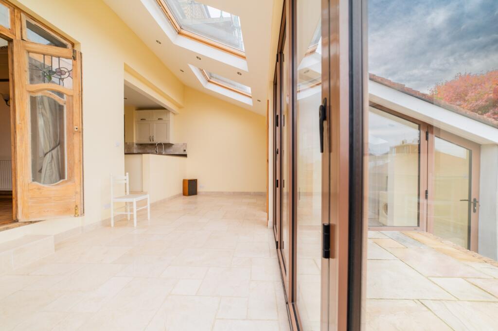 Award-winning Media team on EVERY Listing_10