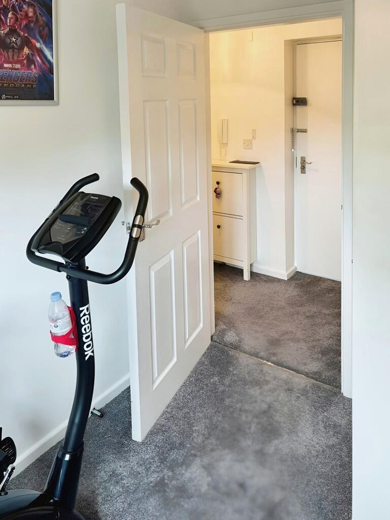 92ba0ca9-WhatsApp...