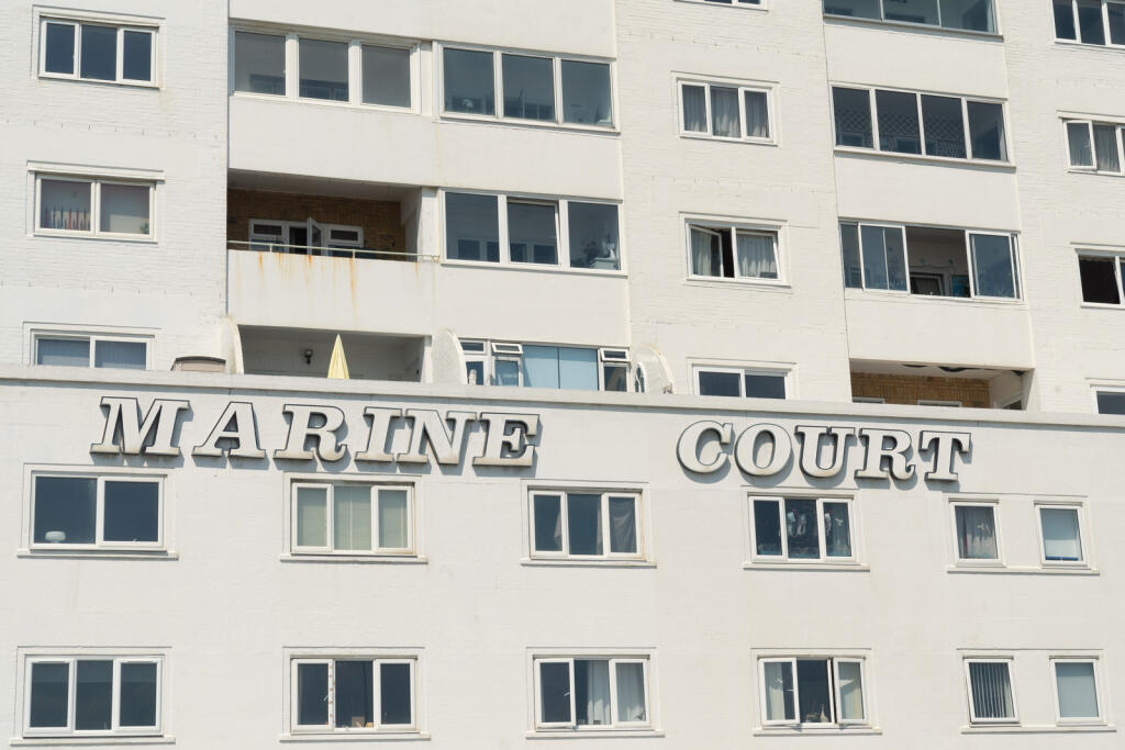 226438 - MARINE-COURT-04.jpg
