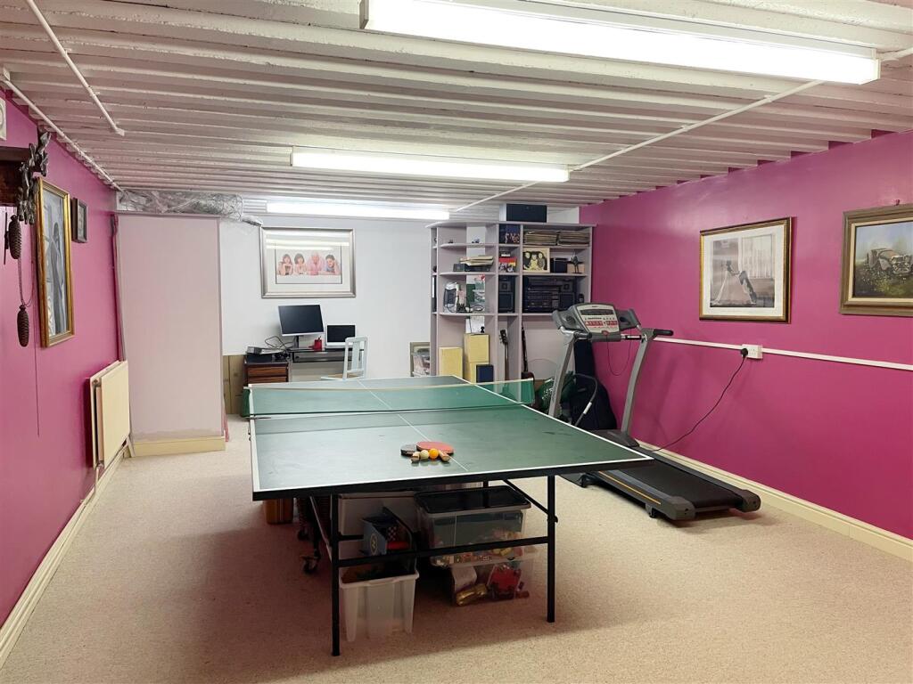 Games Room - Gym 3.JPG