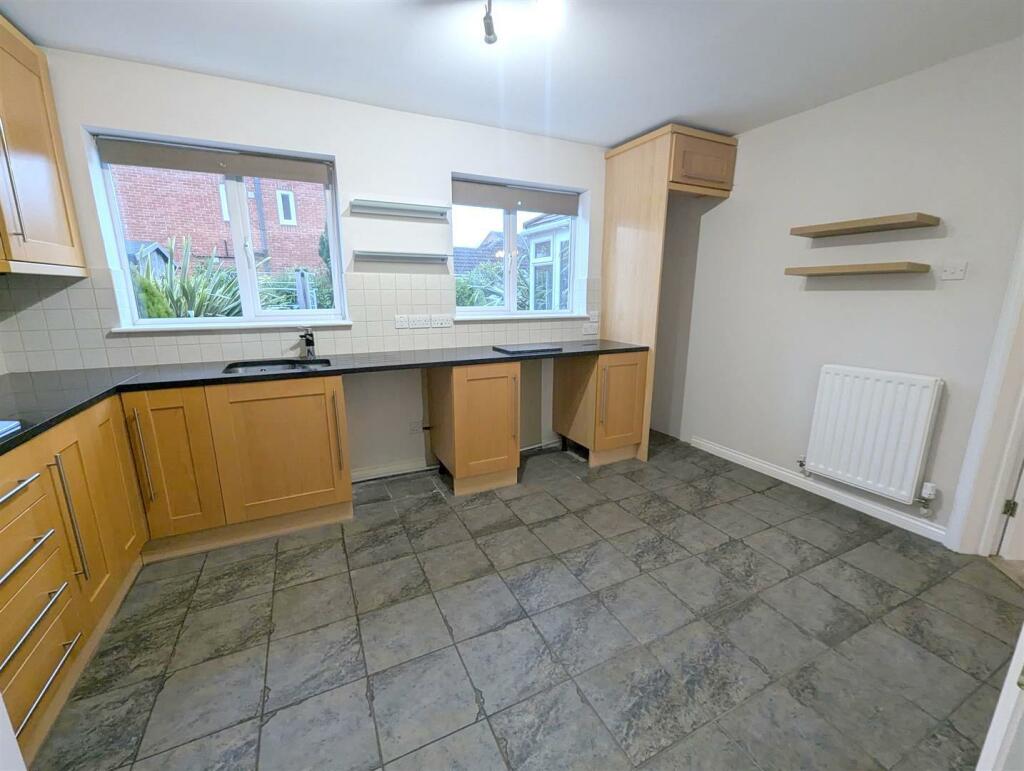 Kitchen/Breakfast Room