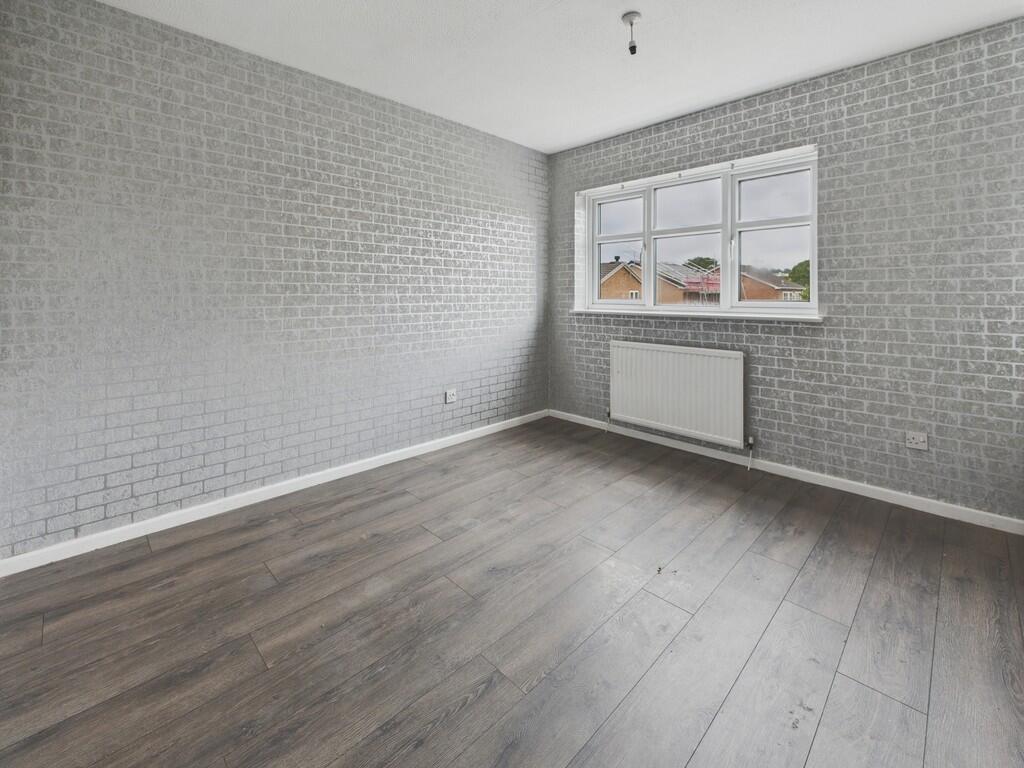 CAM04273G0-PR0151...