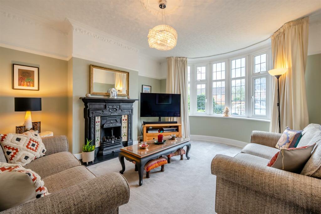 8586991-interior05.jpg