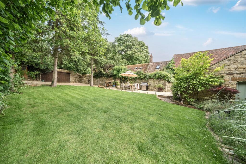 Cliff Hill Farm, 4 Northampton Road, Blisworth (7)