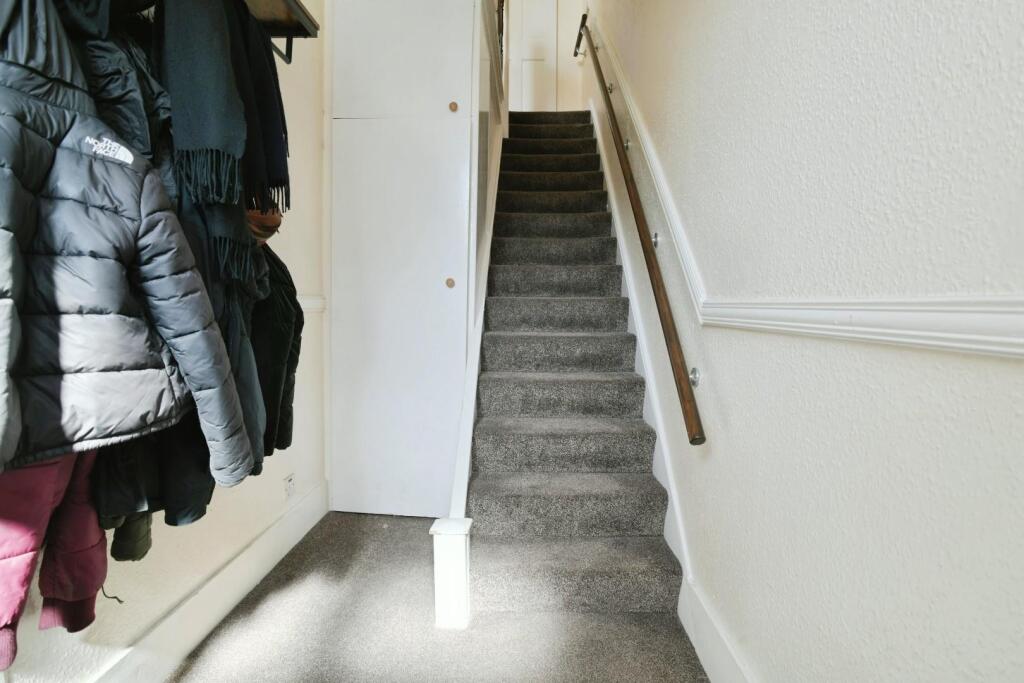 Hallway.JPG