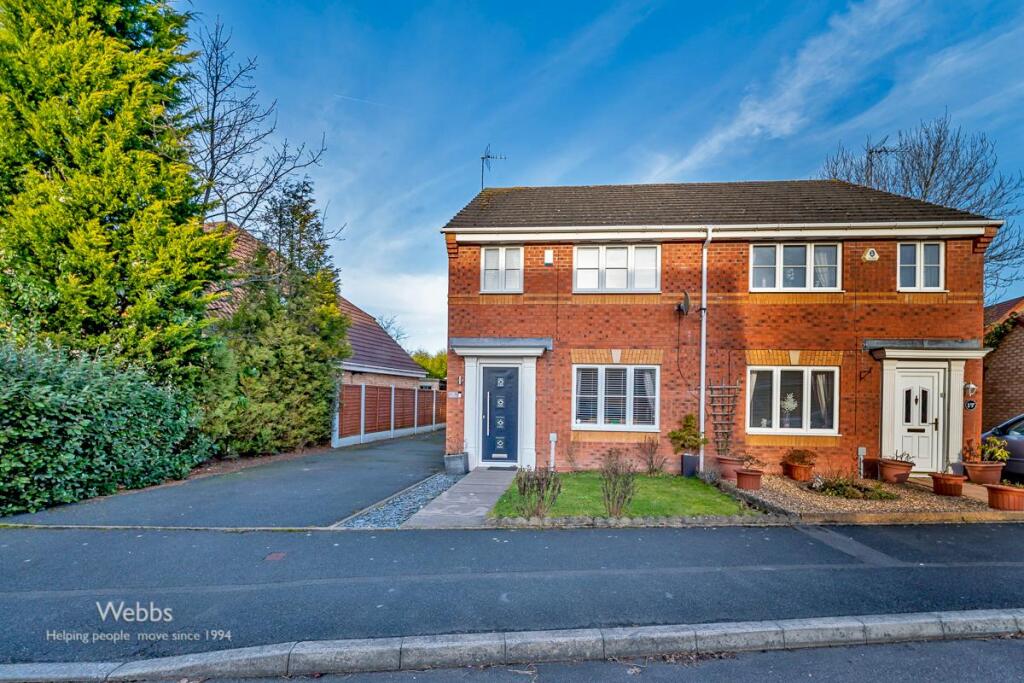 © Webbs Estate Agents © (1 of 1) copy.jpg