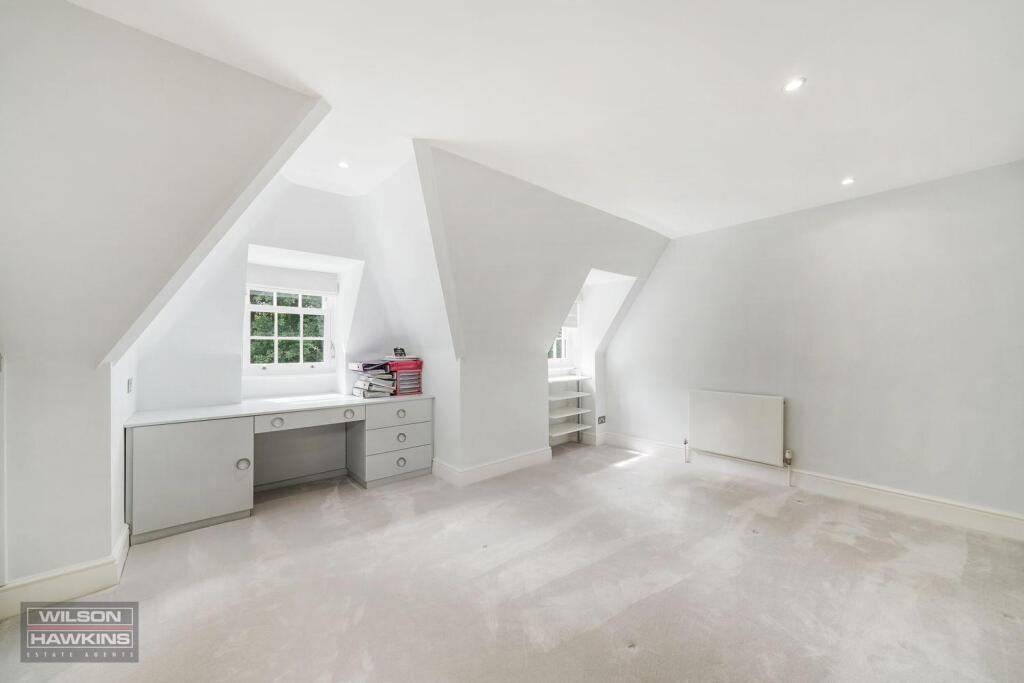 2 Oakley Grange, Mount Park Road - g58OjZZ73S6IvHa