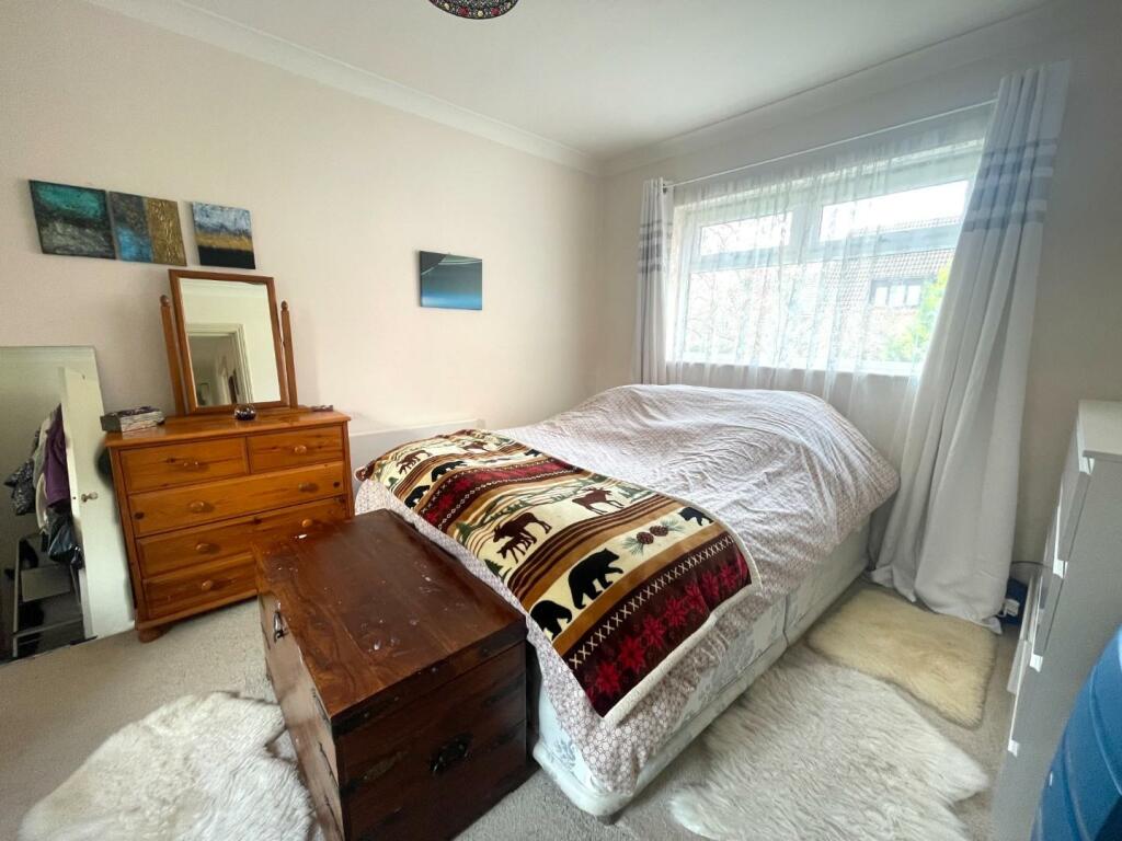 Bedroom.JPG
