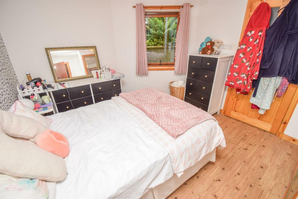 ANNEXE BEDROOM-2.jpg