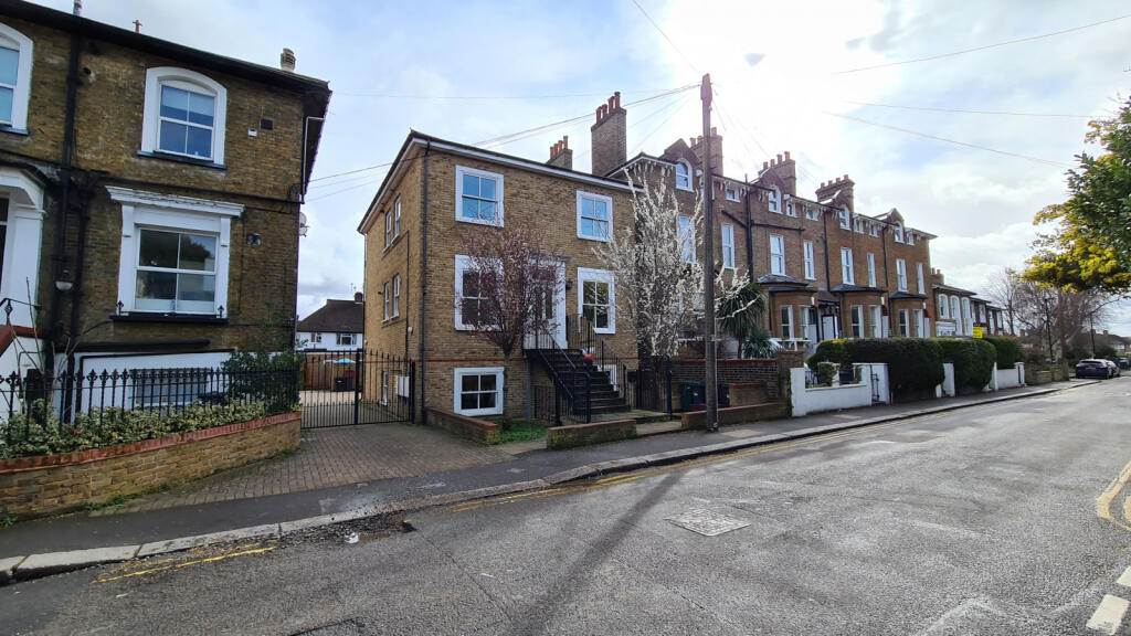 Two bedroom two bathroom luxury flat