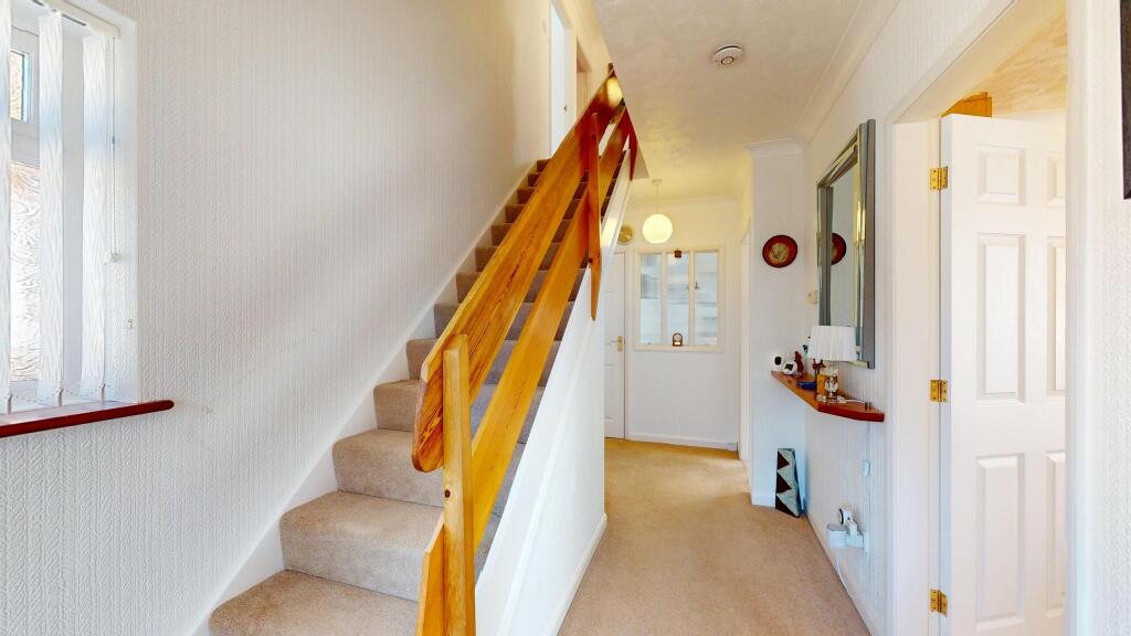 18-Magdalene-Close-03092025_174127