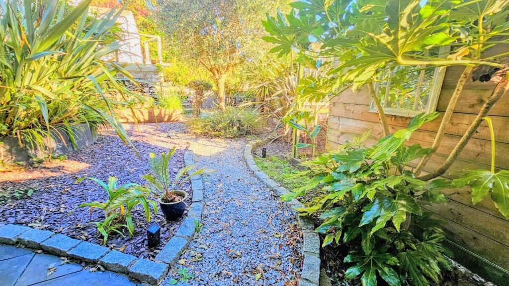 Rear Garden..jpg