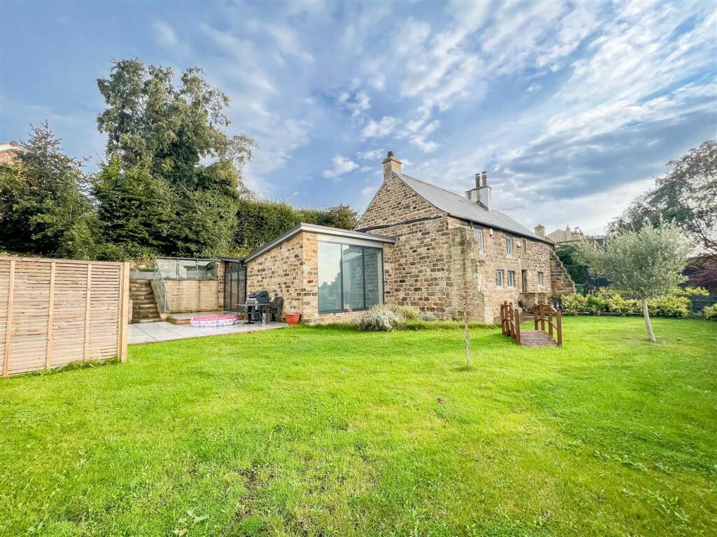 THE COTTAGE, BARNSLEY ROAD