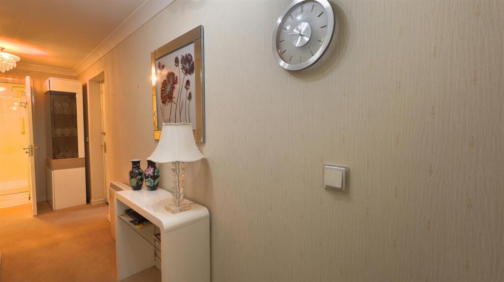 Henbury Court Hallway