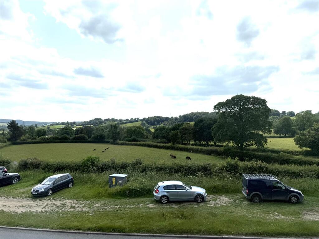 Kilburn Lane View.jpg