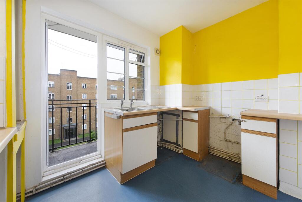 52846 Hi res (8).jpg