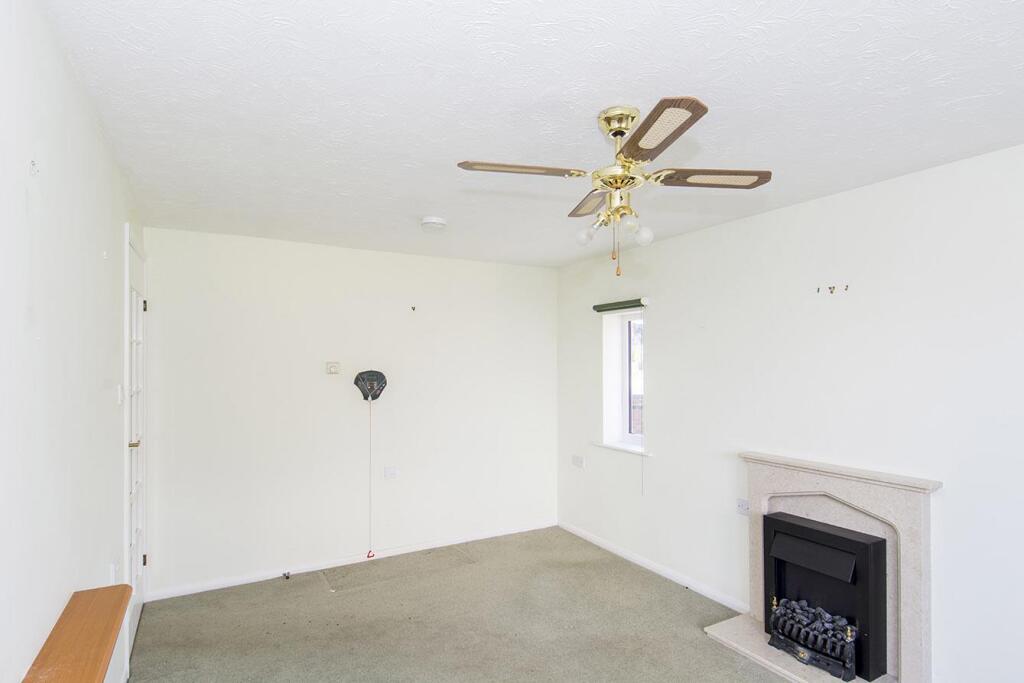 (Lounge/Diner Photo Two)