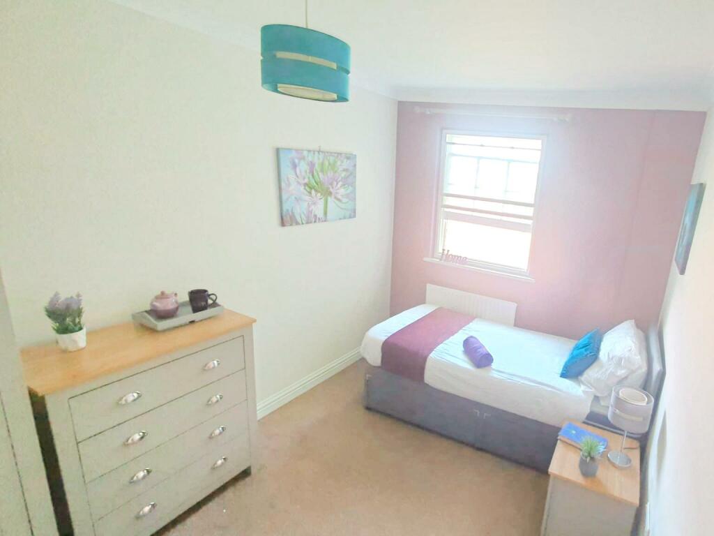 Room 6 - 2