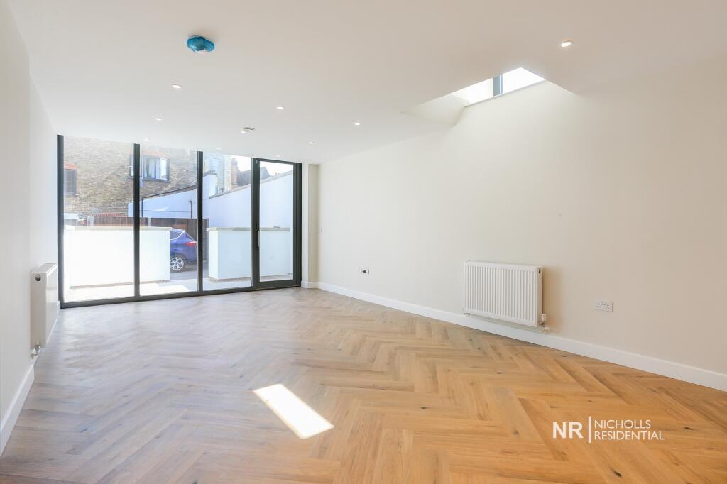 Living/Dining Area