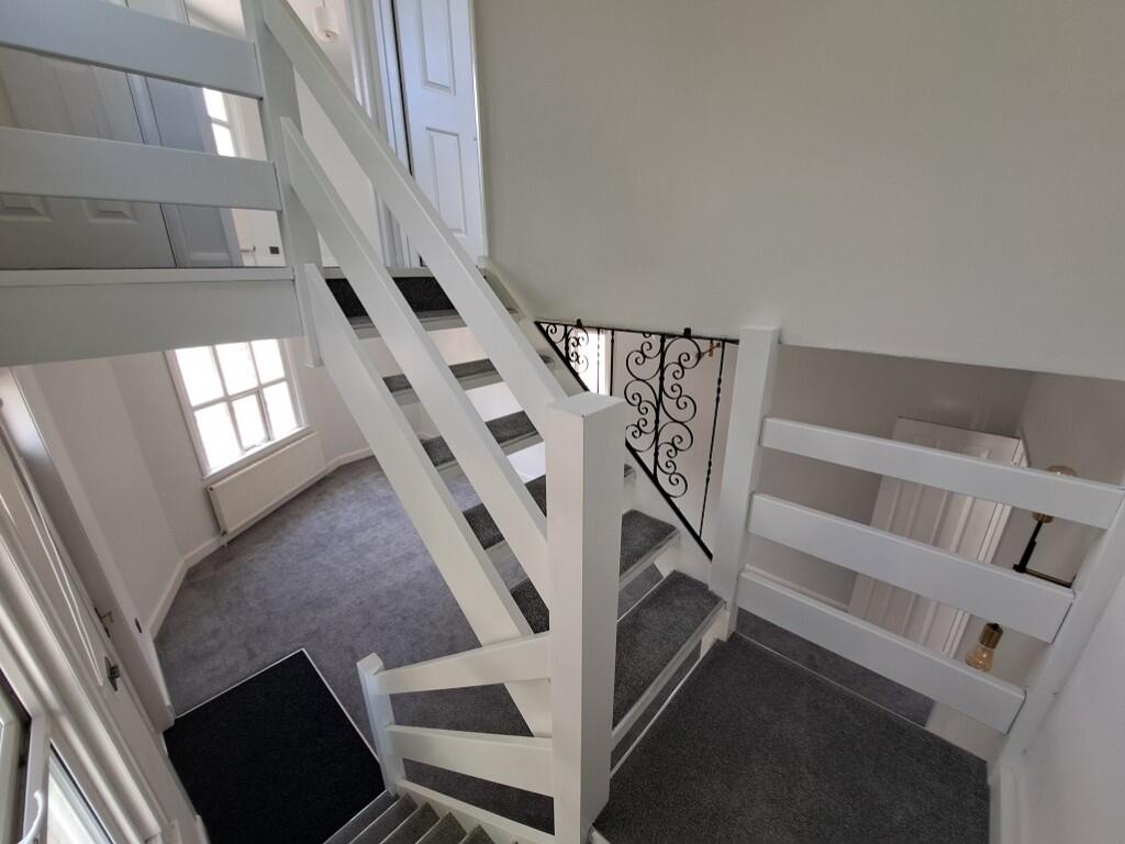 FEATURE STAIRCASE