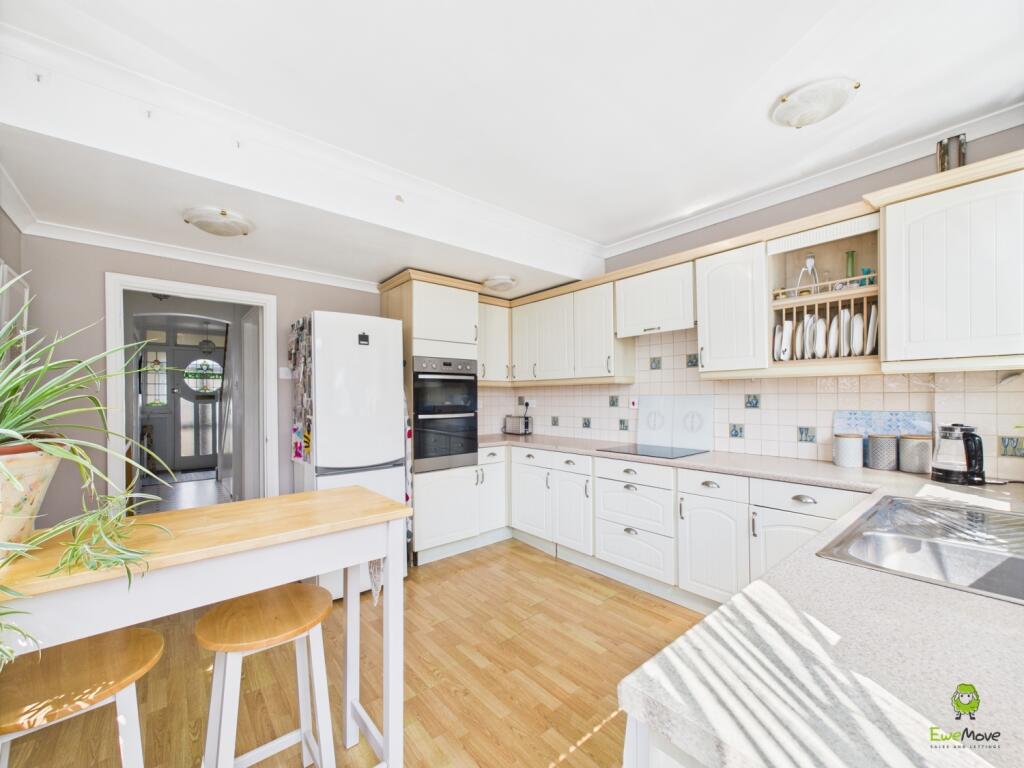 Presented by Robert at EweMove Bexleyheath and Dar