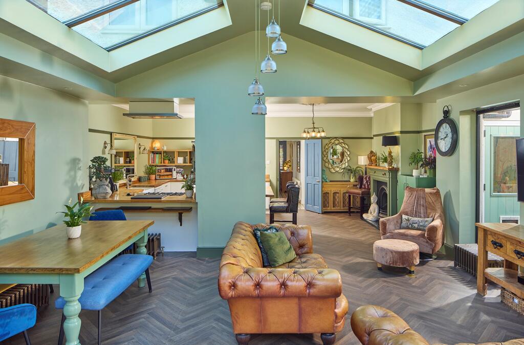 Living/Kitchen/Dining