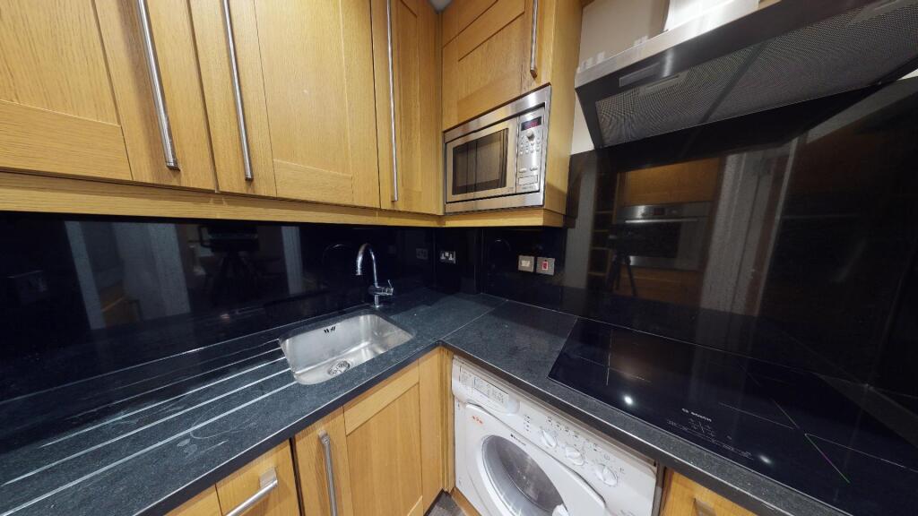 Princes-Court-Brompton-Road-Knightsbridge-SW3-1102