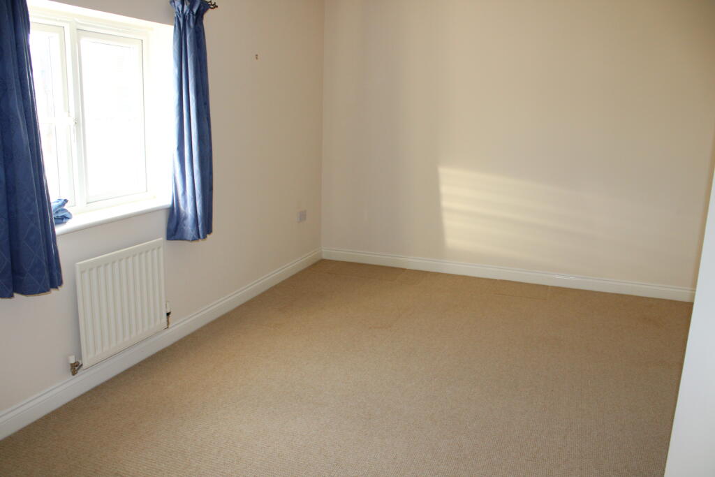 Second bedroom 