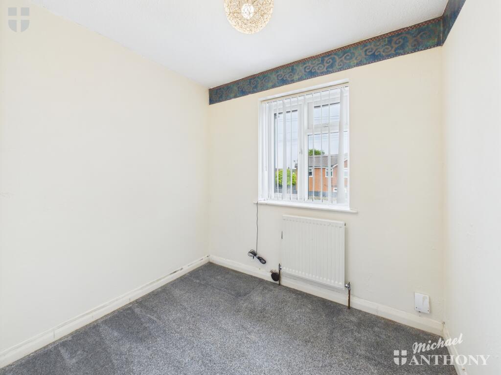 CAM03852G0-PR0313-STILL004