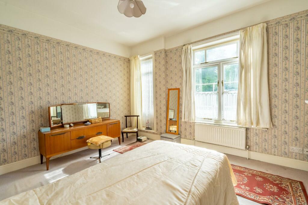 knavesmirecrescent (10 of 21).jpg