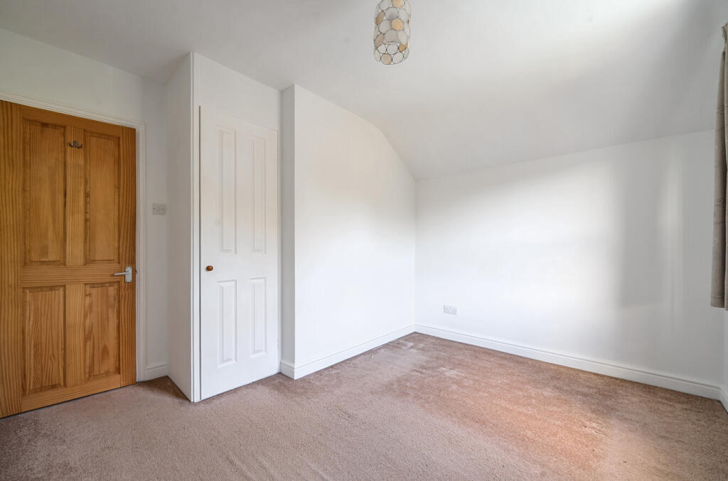 1365466-52-6900e9...