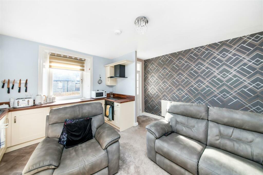 OPEN PLAN LIVING KITCHEN