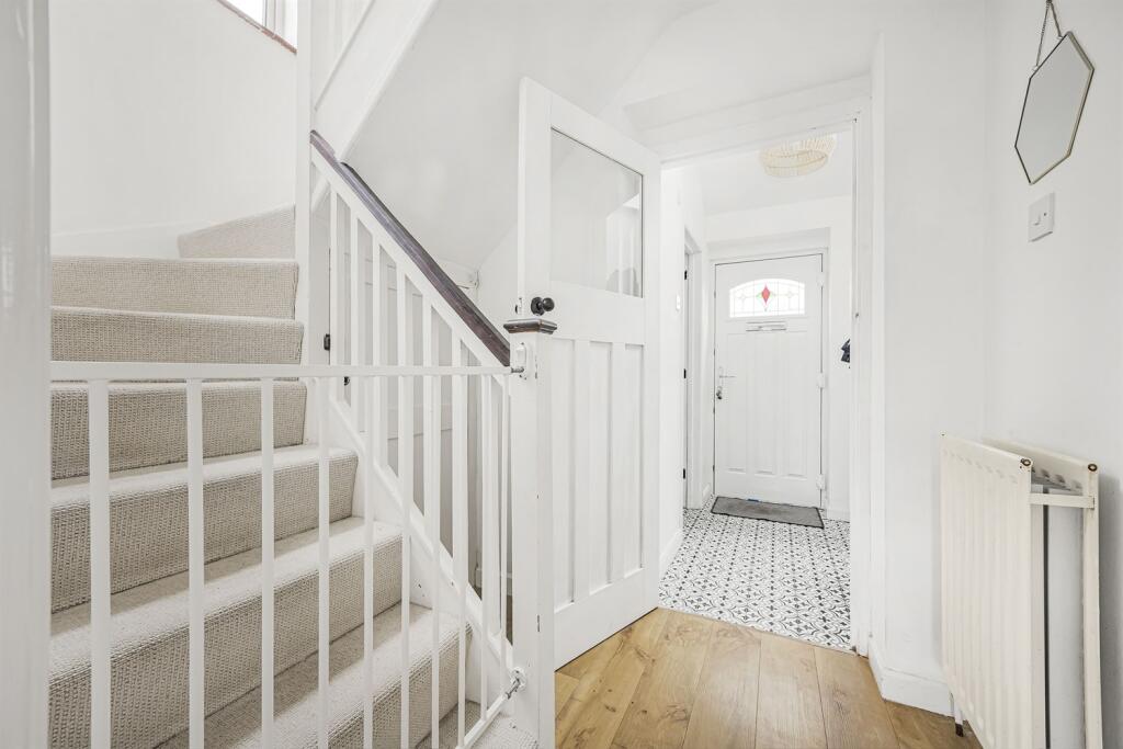 Extended entrance ha