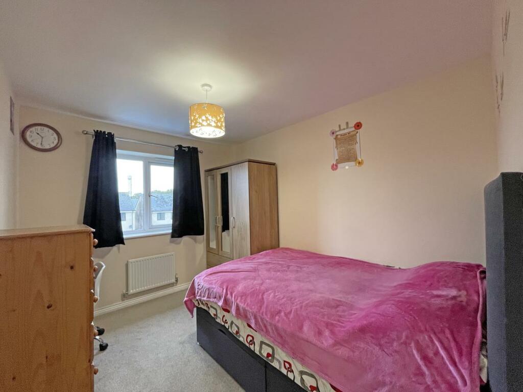 Harlyn Drive 6 Bed 2.jpg