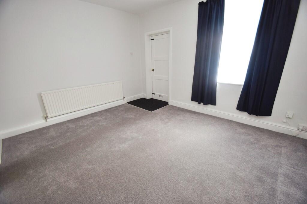 8f3893d0-Lounge 2...