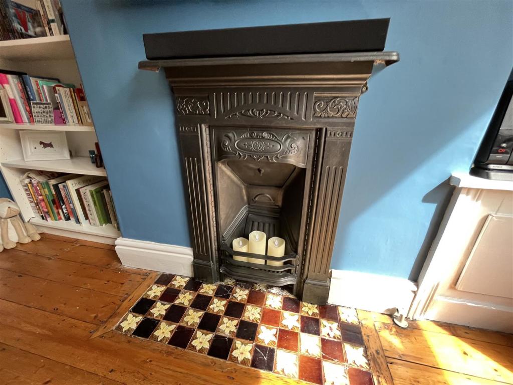 Lounge Fireplace Feature.jpg