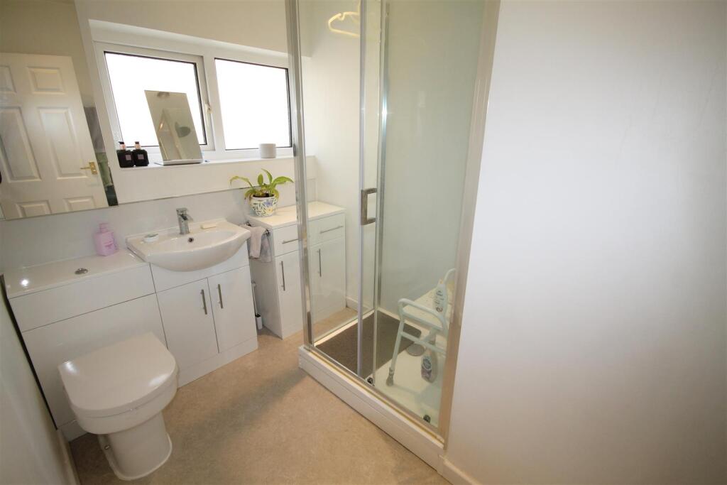 BH Shower Room.JPG