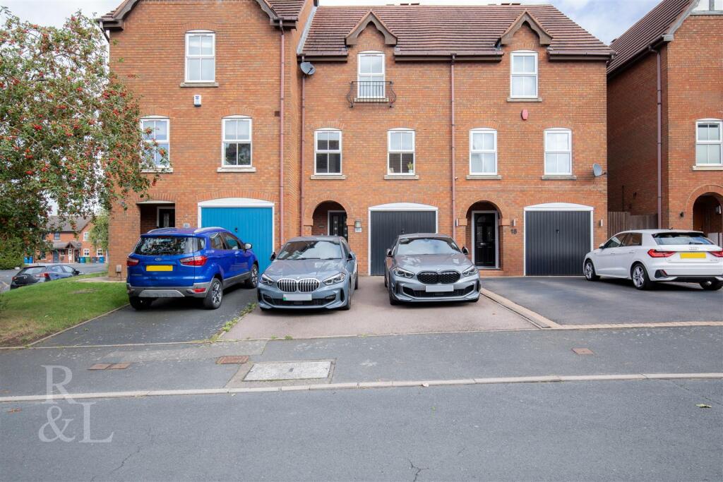 20 Kensington Drive (17).jpg