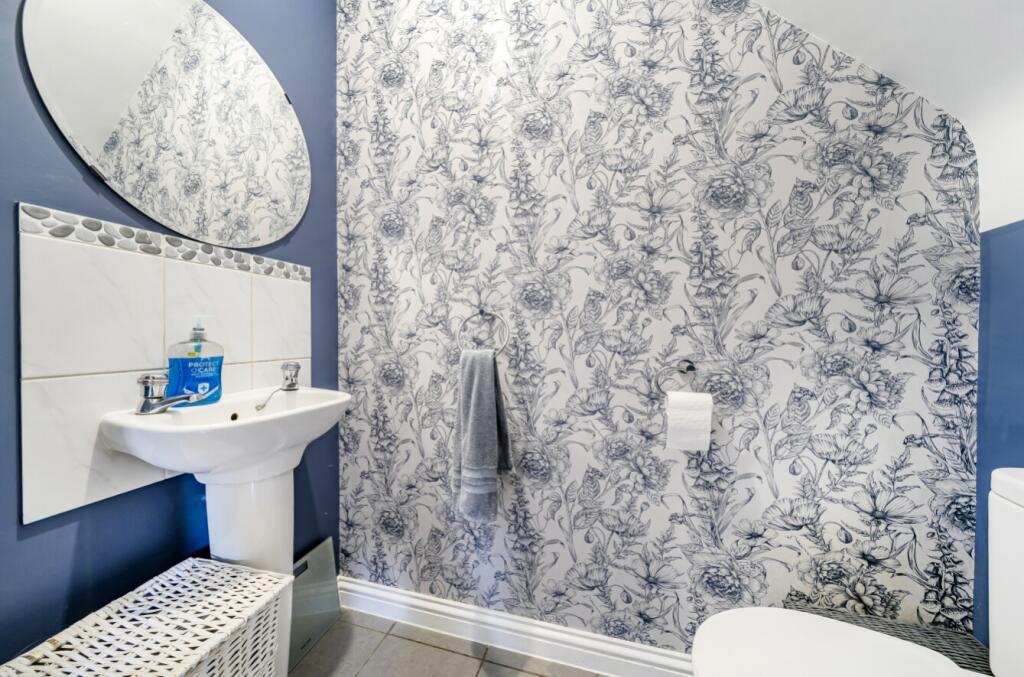 1335288-21-68af2e6e71944