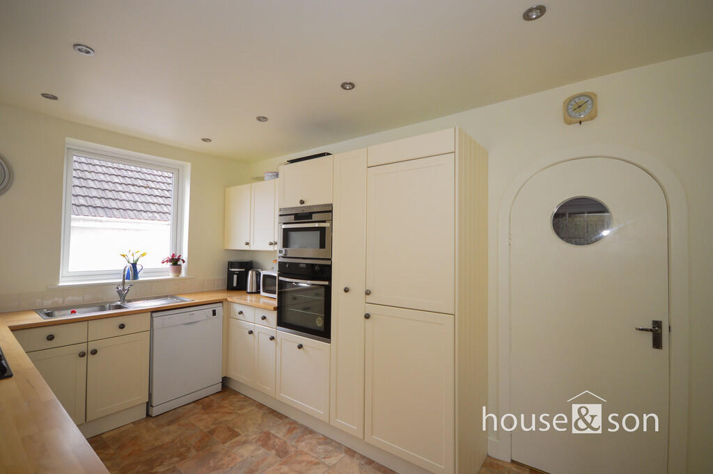Kitchen2