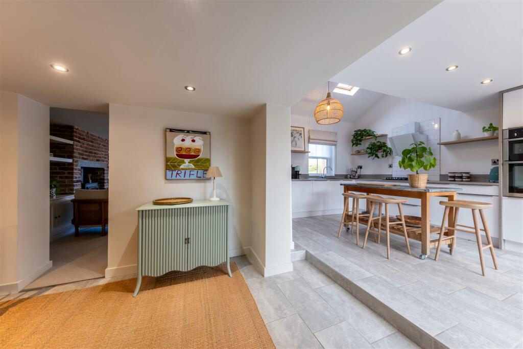 77 Hockenhull Lane-009.jpg