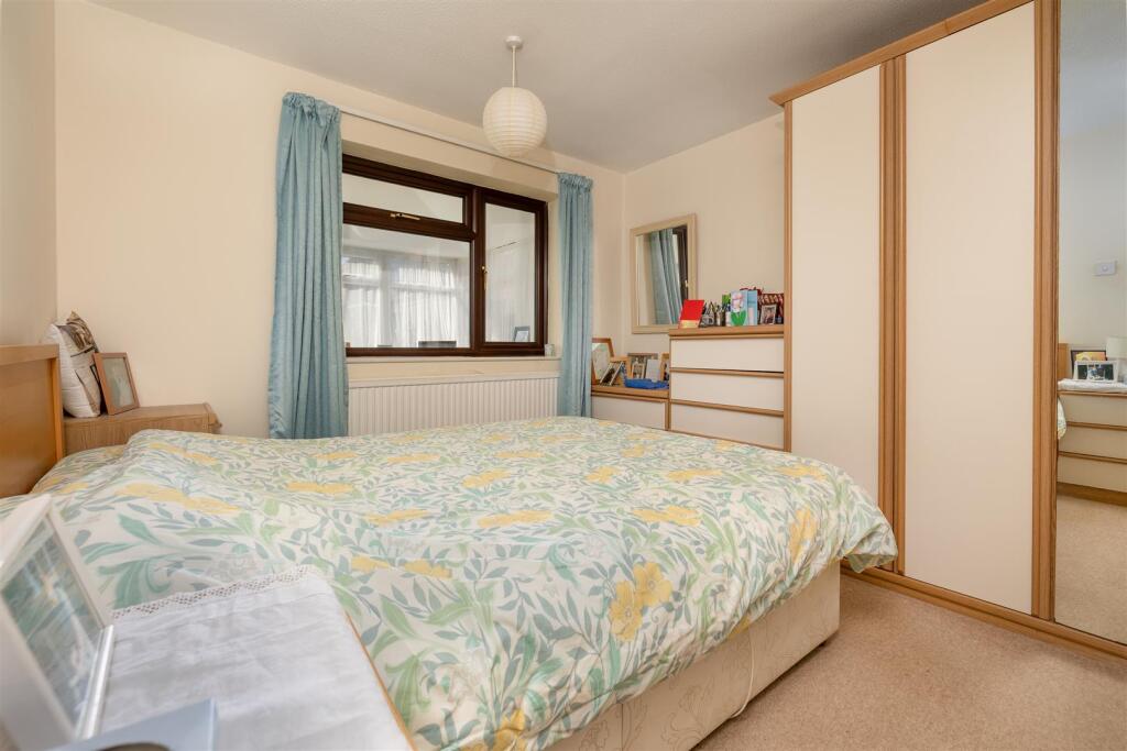 9 Holly Close, Moira