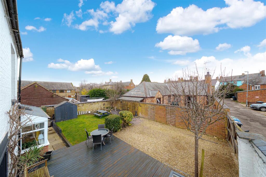 Rose Cottage, Browns Yard, Towcester (11).JPG