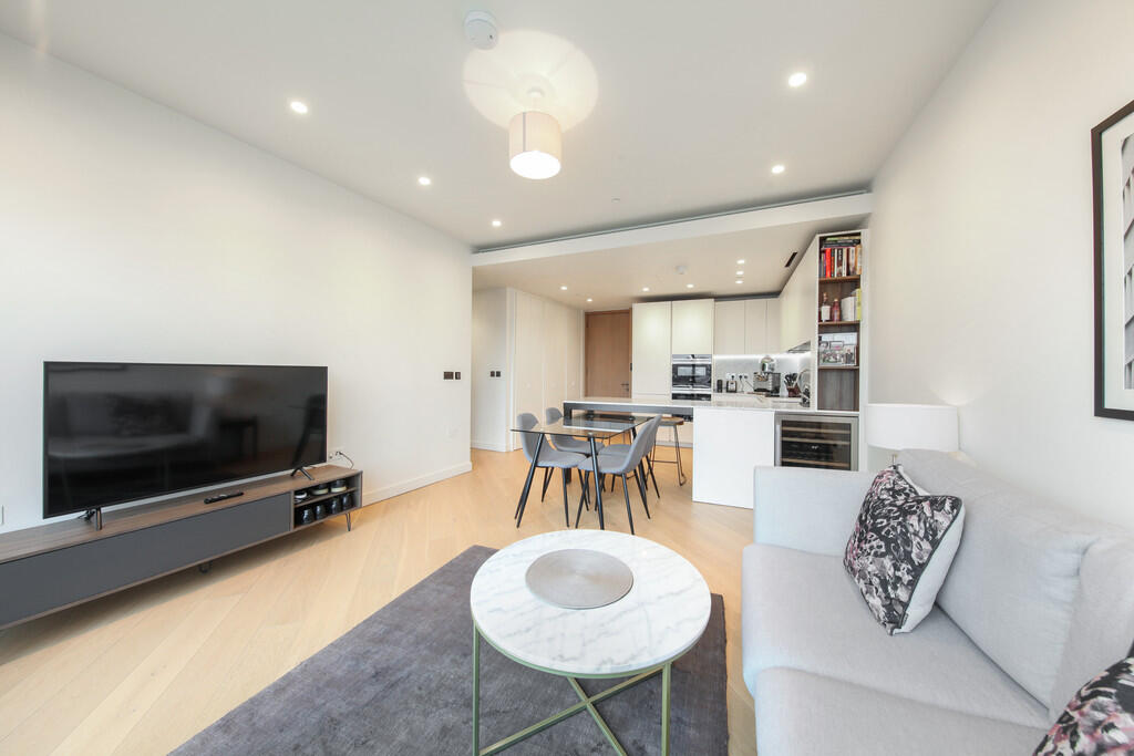 Apartment 409, 6 ...