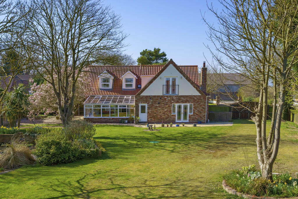 89038_The Orchard...